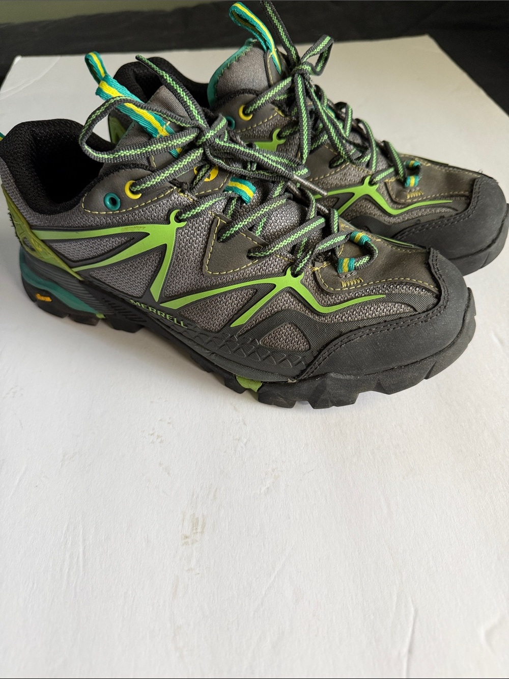 Women's Merrell Trail Athletic Shoes, Size 8.5